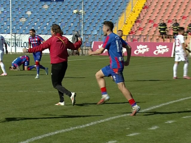 FC Bihor și Sepsi remizează într-un meci spectaculos Echipa de fotbal FC Bihor a reușit să obțină un rezultat de egalitate, scor 2-2, în fața formației Sepsi, într-un meci din cadrul etapei a 20-a a Ligii 2