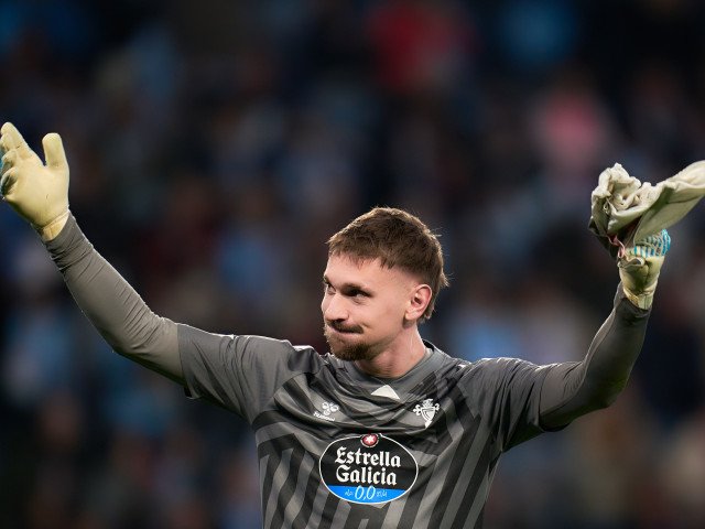 Ionuț Radu, pe punctul de a face pasul spre o echipă de top din Europa Portarul român Ionuț Radu se află pe lista de transferuri a unui club important din Europa, potrivit informațiilor vehiculate recent în presa sportivă