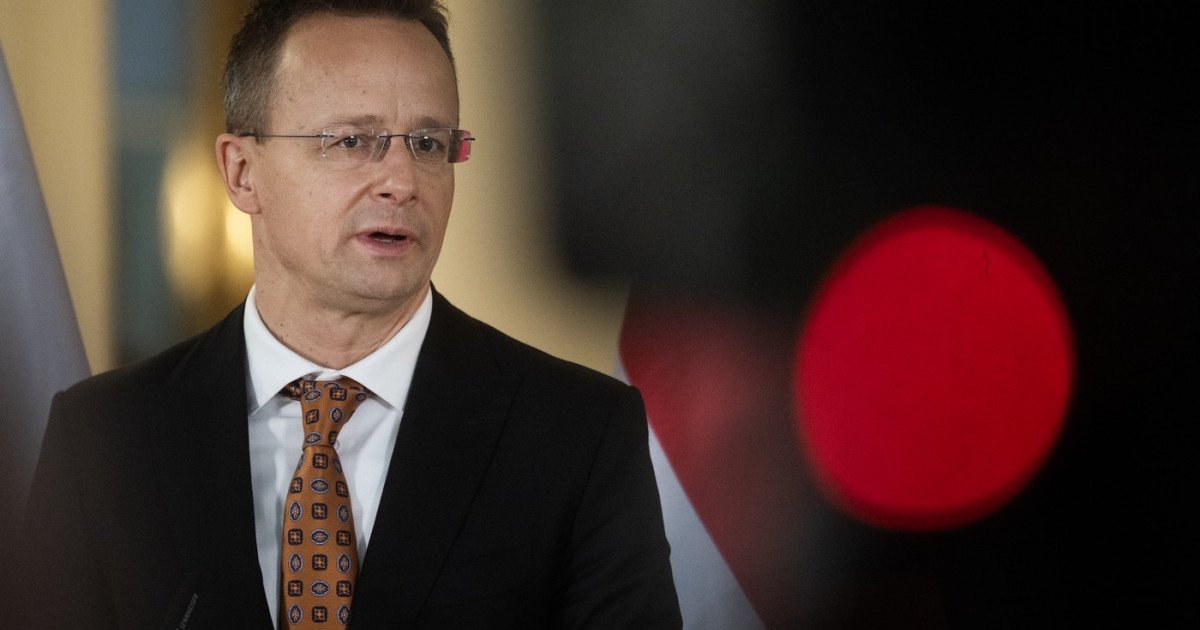 Acuzații de spionaj zguduie diplomația ungară: Szijjarto, suspectat de trădare Budapesta este în centrul unui scandal de proporții, după ce un raport citat de publicația americană Washington Post sugerează că ministrul ungar de Externe, Peter Szijjarto, ar fi transmis informații confidențiale din cadrul reuniunilor Uniunii Europene către Rusia
