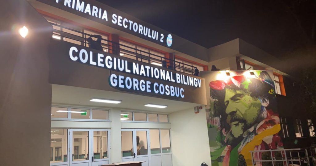 Profesor de la Colegiul Coșbuc, acuzat de agresiune asupra unui elev; poliția emite ordin de restricție Un profesor de la Colegiul Național Bilingv George Coșbuc din București este cercetat de poliție după ce a fost acuzat de agresiune asupra unui elev minor