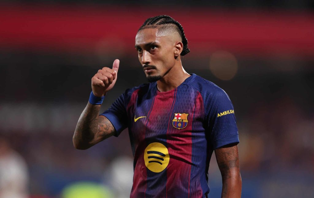 Barcelona domină Sevilla și se distanțează în La Liga Barcelona continuă să demonstreze supremația sa în fotbalul internațional în acest an, 2026