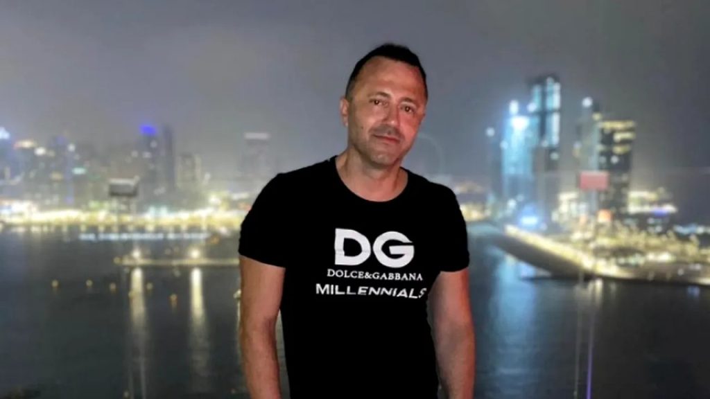 Răsturnare de situație în cazul Kreiner: Ucigașii milionarului susțin că iubita ar fi comis crima după jaf Apărarea a doi dintre inculpații în cazul crimei lui Adrian Kreiner încearcă să schimbe cursul procesului