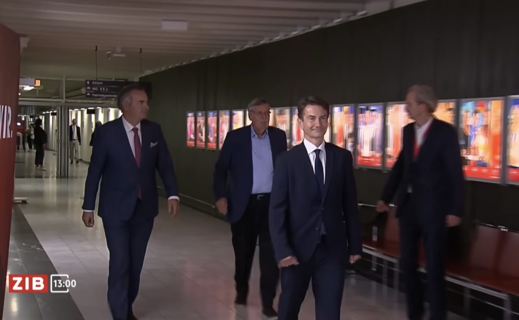 Șeful radioteleviziunii austriece ORF, demisionează pe fondul unor acuzații de hărțuire sexuală Directorul general al radioteleviziunii publice austriece, ORF, Roland Weissmann, a demisionat în urma unor acuzații grave de hărțuire sexuală, conform informațiilor apărute recent