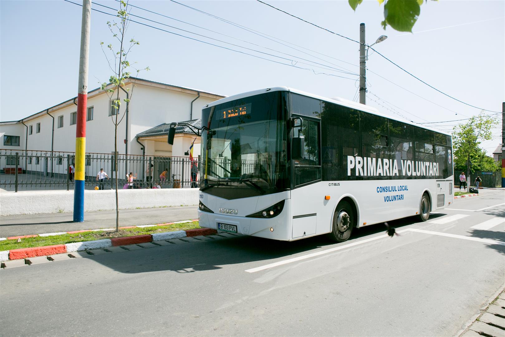 Schimbări majore în transportul metropolitan: Nouă linii modificate și trei suspendate Începând cu data de 28 martie 2026, locuitorii Regiunii București-Ilfov se vor confrunta cu o reorganizare a rețelei de transport metropolitan