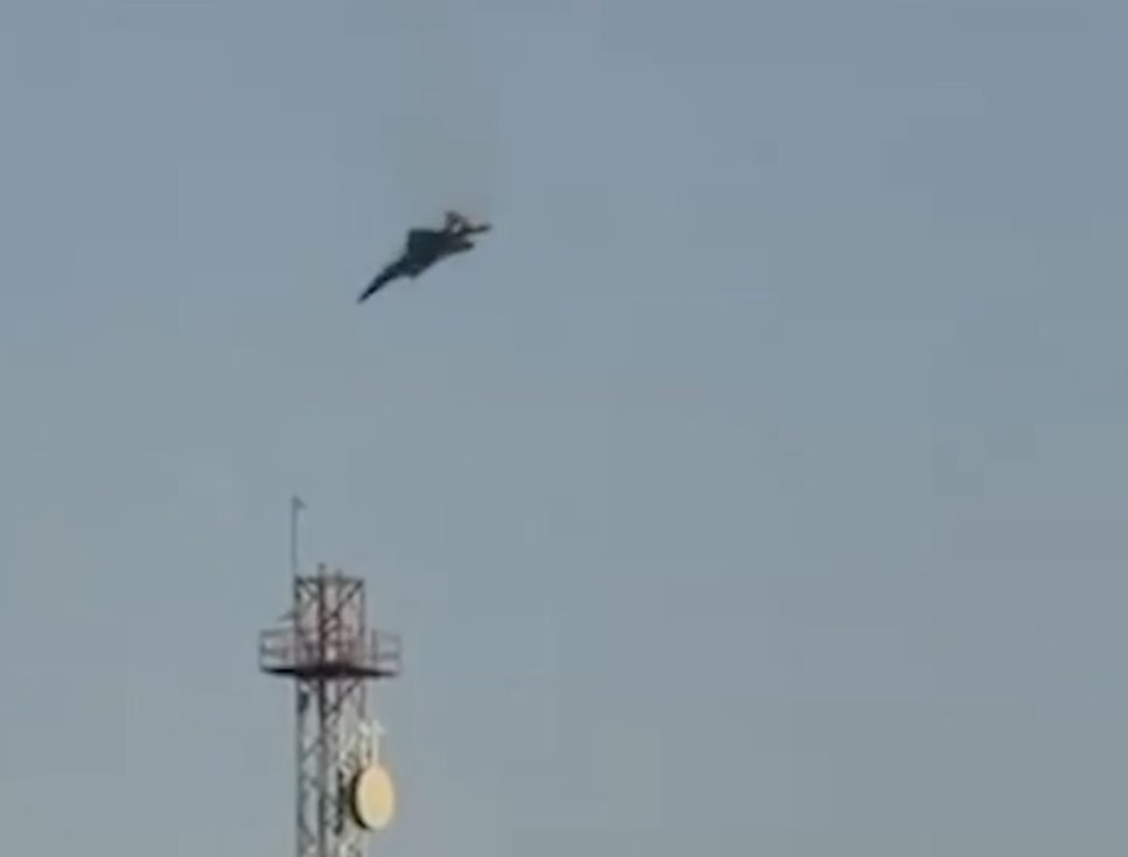 Trei avioane de vânătoare americane s-au prăbușit în Kuweit Mai multe avioane de vânătoare F-15E Strike Eagle ale Statelor Unite ale Americii s-au prăbușit în Kuweit, în timpul unei misiuni