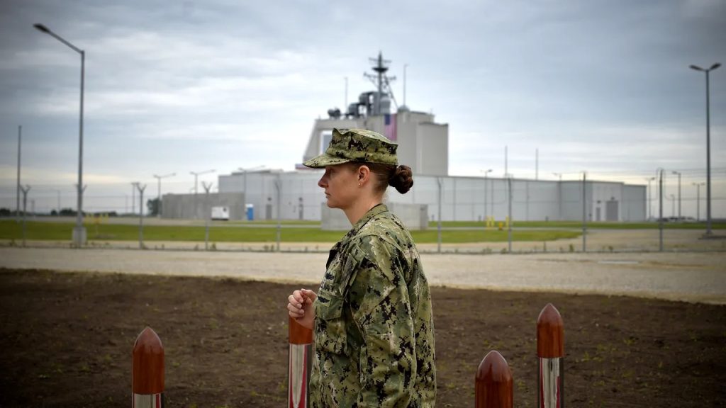 Scutul antirachetă de la Deveselu: Cum funcționează și ce protecție oferă Baza militară de la Deveselu, România, găzduiește un sistem antirachetă de ultimă generație, conceput pentru a apăra Europa de amenințările balistice