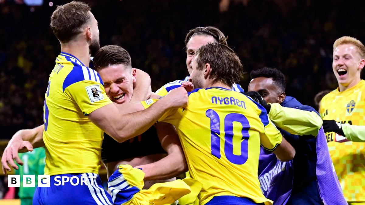 Suedia, la Cupa Mondială după un meci dramatic cu Polonia, grație unui gol târziu Stockholm a fost scena unei partide memorabile, în care Suedia a învins Polonia, scor 3-2, în finala play-off-ului pentru calificarea la Cupa Mondială din această vară