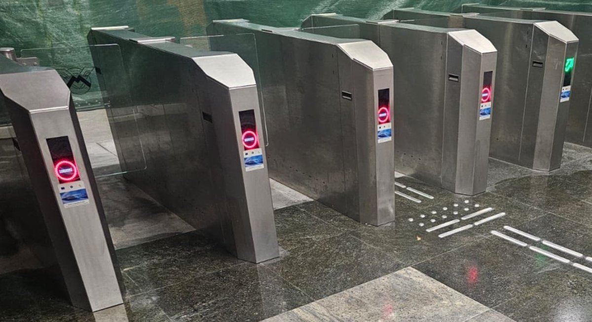 Trei firme, interesate de cartele contactless pentru metrou