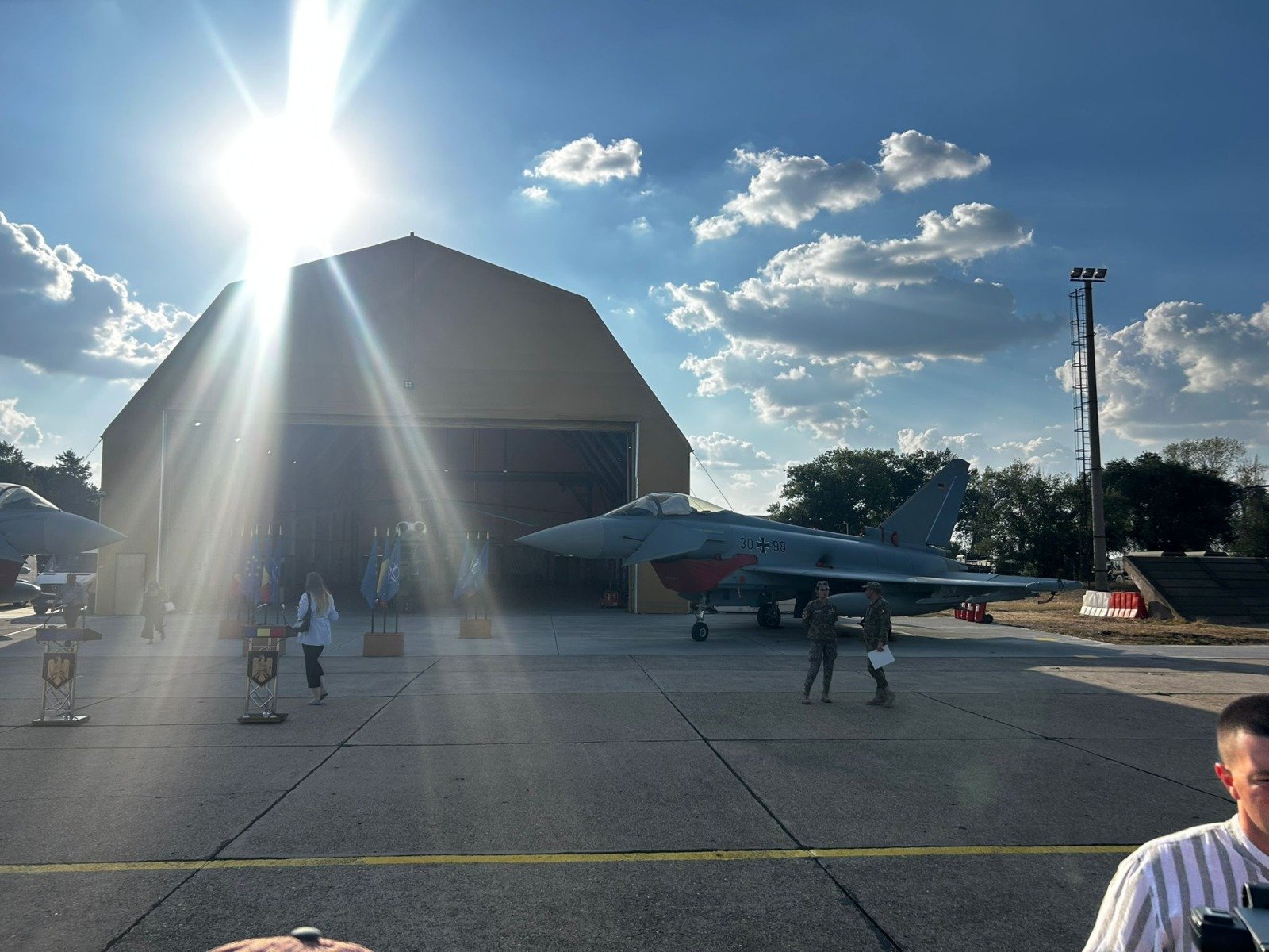 Teheranul amenință România din cauza bazelor militare americane Ministerul Afacerilor Externe (MAE) a reacționat luni la amenințările Iranului, reiterând că România nu este parte a conflictului din Orientul Mijlociu