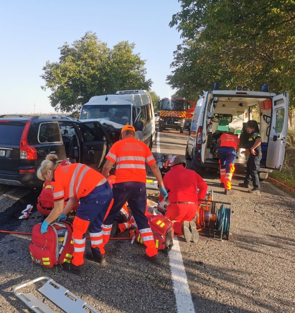 Numărul deceselor în accidente rutiere în ue a scăzut ușor în ultimul an Aproximativ 19.400 de persoane și-au pierdut viața în accidente rutiere în Uniunea Europeană anul trecut, marcând o scădere de 3% comparativ cu 2024