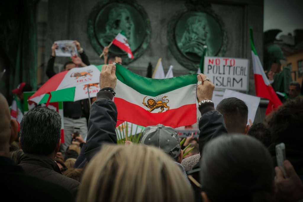 Amenințări la adresa iranului Președintele Statelor Unite ale Americii a lansat marți, 7 aprilie, o nouă serie de amenințări la adresa Iranului