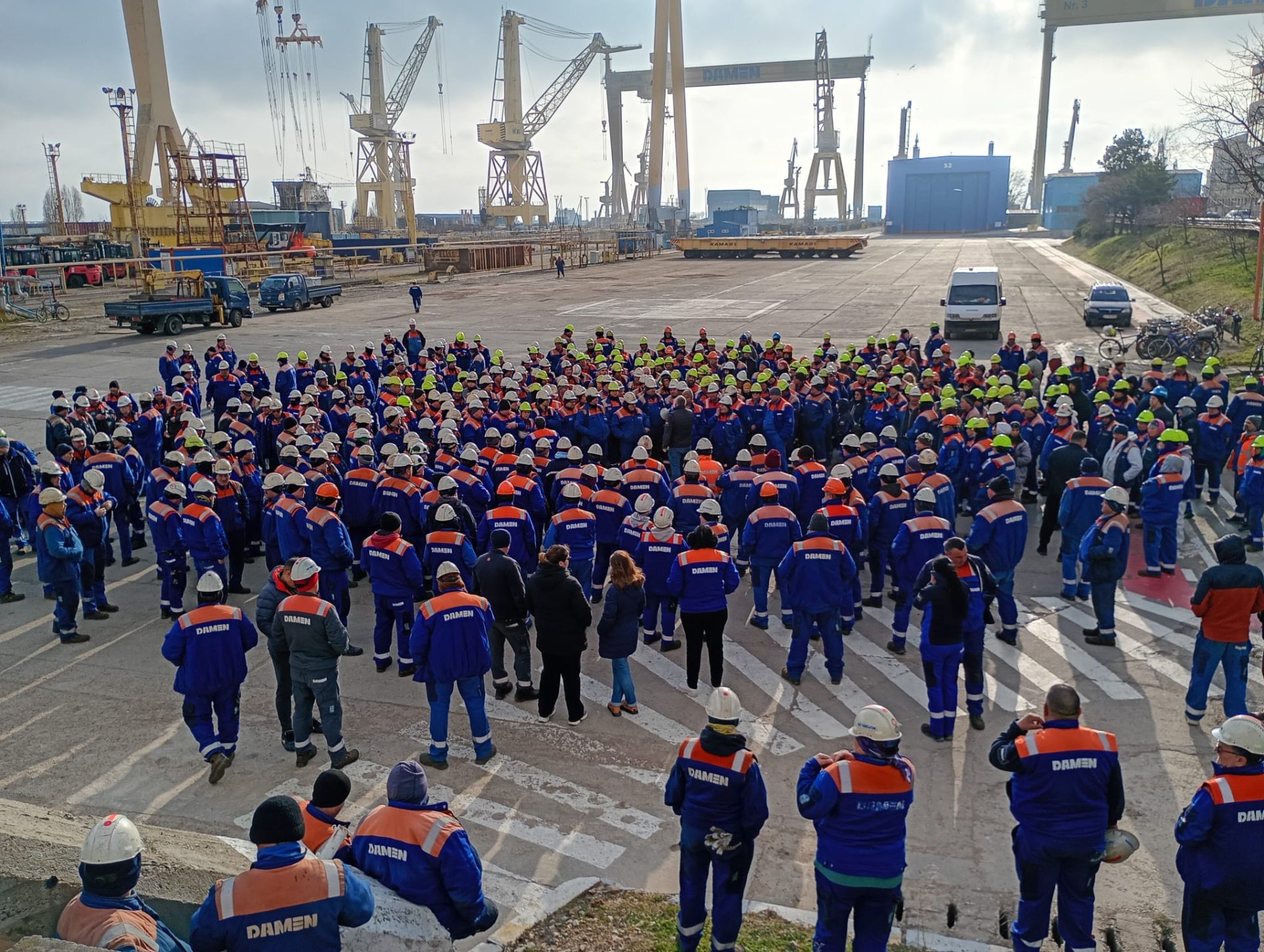 Damen Shipyards Mangalia se pregătește de faliment, anunță Blocul Național Sindical Șantierul Naval Mangalia, deținut parțial de compania Damen Shipyards, se confruntă cu o criză majoră