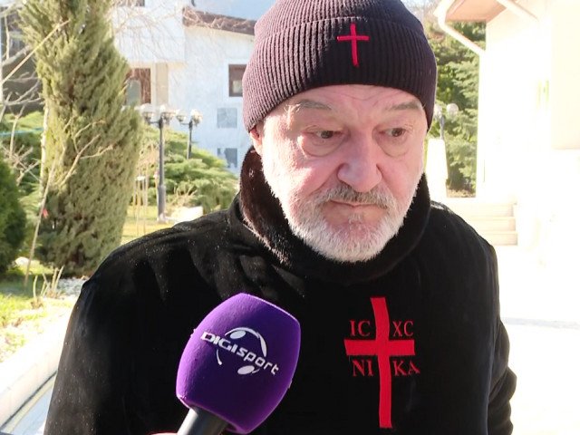 Becali s-a răzgândit: Nu poate face ce a promis, se simte „hoț”