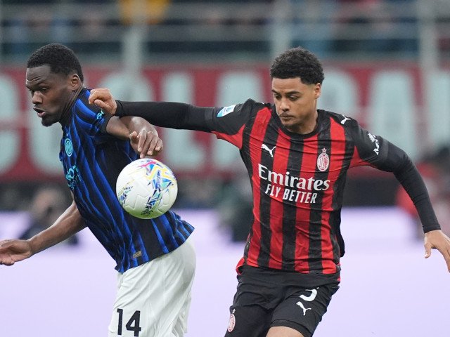 Milan învinge în derby și relansează lupta pentru titlu AC Milan a învins-o pe Inter Milano cu scorul de 1-0 în derby-ul „Madonnina”, un rezultat care aprinde din nou lupta pentru titlul Serie A