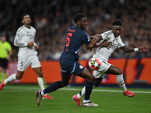 55 de milioane de euro: suma colosală vehiculată pentru transferul dorit de Cristi Chivu Internaționalul român Cristi Chivu, actualmente antrenor al echipei Primavera a celor de la Inter Milano, pare că are o țintă precisă pentru a întări lotul echipei mari