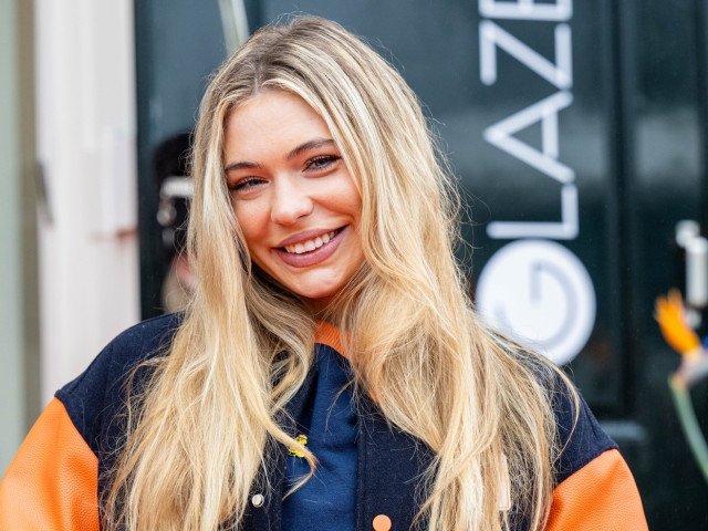 Jutta Leerdam, vedeta patinajului viteză, face furori dincolo de competiții Sportiva olandeză de patinaj viteză, Jutta Leerdam, a stârnit un val de reacții în urma apariției sale la Jocurile Olimpice de iarnă