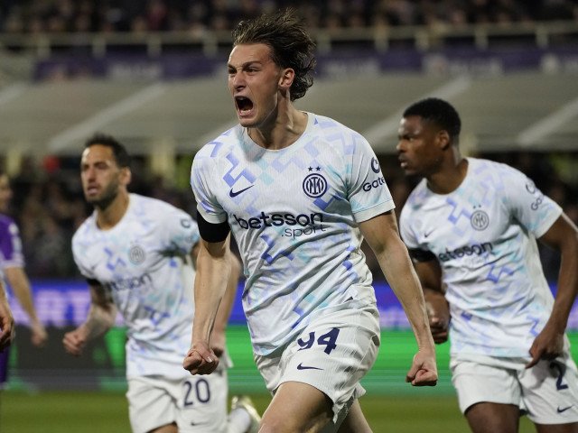 Esposito, start fulminant în Fiorentina – Inter: gol în secunda 40 Meciul dintre Fiorentina și Inter a debutat cu un moment de excepție