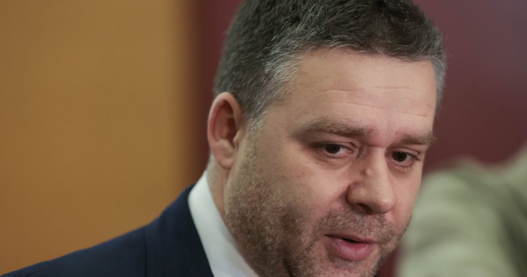 Ciucu vrea încă două mandate la Primăria Capitalei: „Lucrurile se fac într-un ciclu de 10 ani” Primarul general al Capitalei, Ciprian Ciucu, a declarat sâmbătă că își dorește să mai petreacă încă două mandate la conducerea Bucureștiului
