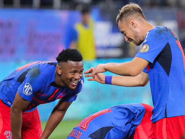 Lovitură grea pentru fcsb: un titular, accidentat grav Echipa de fotbal FCSB are parte de o veste proastă