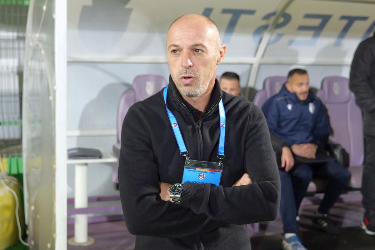 Andone, reacție surprinzătoare după înfrângerea lui FC Argeș Bogdan Andone, antrenorul echipei FC Argeș, a refuzat să ofere declarații după meciul pierdut sâmbătă seara, în deplasare, cu U Cluj