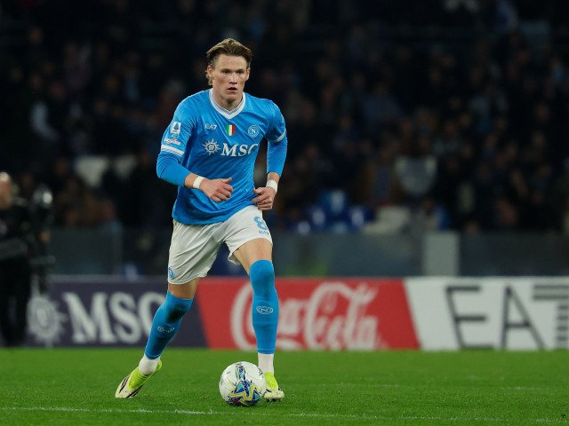 Cagliari – Napoli 0-1: McTominay marchează, meci crucial. Genoa – Udinese, 21:45