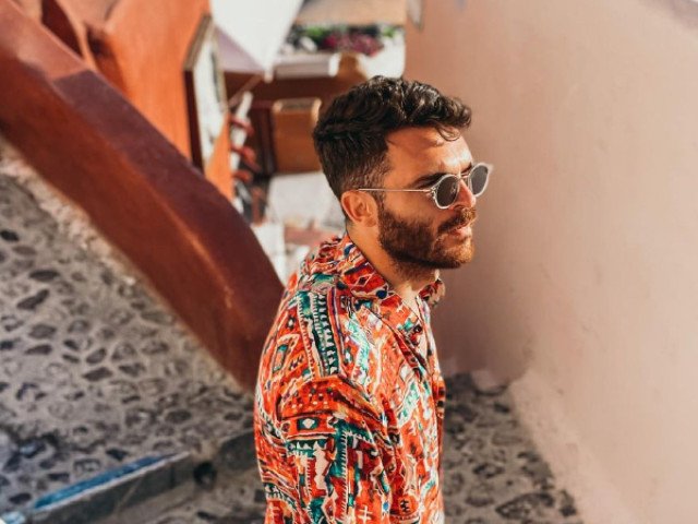 Munteanu vrea un fost internațional pe teren: Revenirea de senzație la echipa națională? Dorinel Munteanu, fost internațional român și actual antrenor, a făcut o propunere surprinzătoare: readucerea pe teren a lui Aurelian Chitu, un fotbalist care nu a mai jucat pentru echipa națională de 13 ani