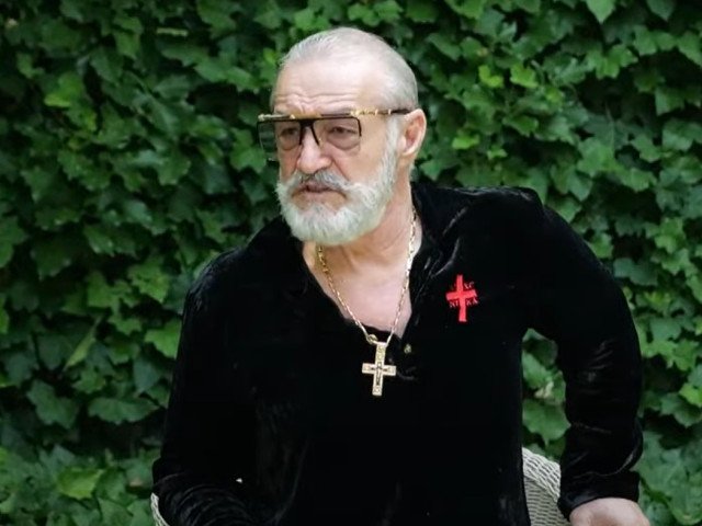 Dată afară de Becali, acum vrea răzbunare: ”m-a zăpăcit”