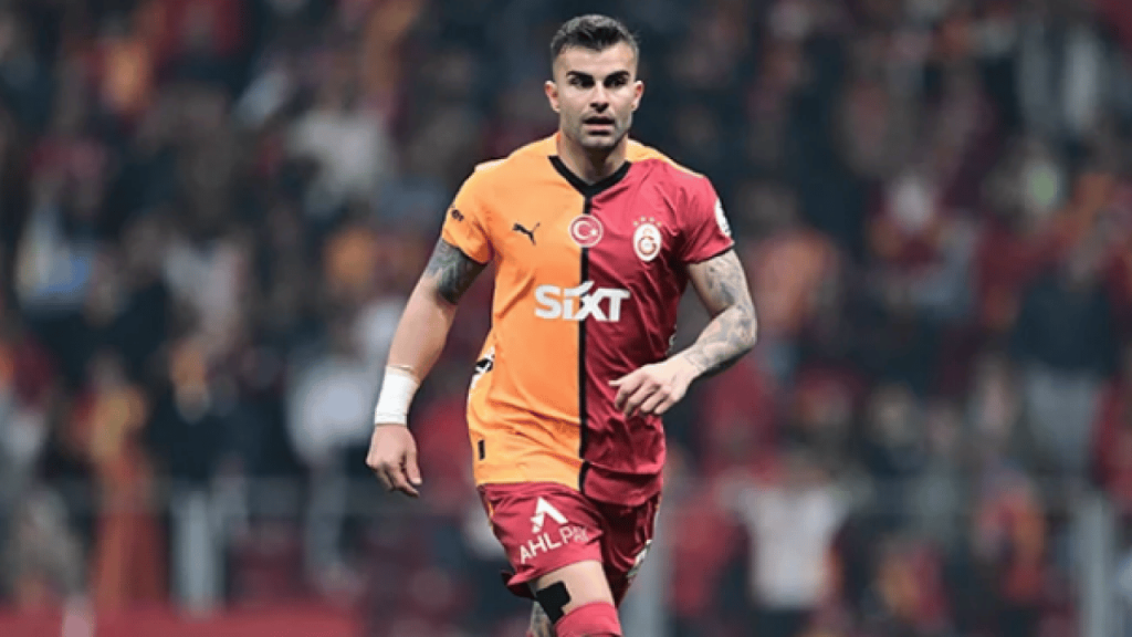 Galatasaray caută un fundaș central de picior stâng și influențează direct situația lui Abdülkerim Bardakcı Istanbul, Turcia – Conducerea clubului Galatasaray depune eforturi pentru a consolida defensiva, concentrându-se pe aducerea unui fundaș central stângaci