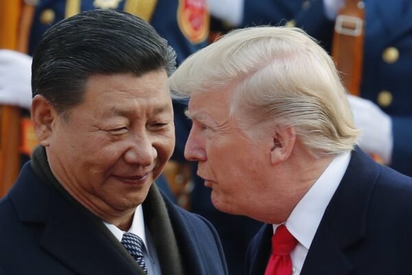 Trump și Xi Jinping vor relua discuțiile în luna mai Fostul președinte american Donald Trump a anunțat pe rețelele de socializare că întâlnirea sa cu președintele Chinei, Xi Jinping, a fost reprogramată pentru datele de 14 și 15 mai
