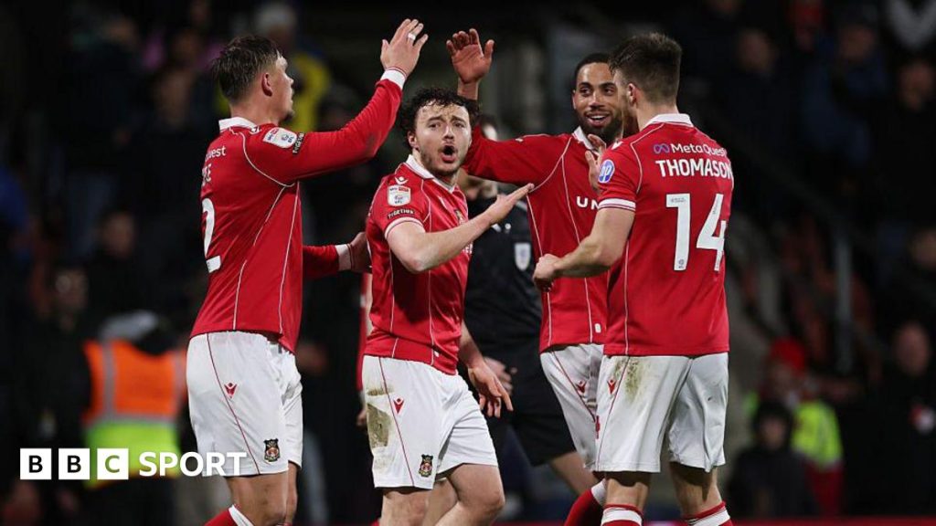 Swansea, înfrântă pe teren propriu: Play-off-ul, tot mai departe Swansea City a suferit o înfrângere usturătoare pe teren propriu, pierzând cu 0-2 în fața adversarilor, într-un meci din cadrul campionatului