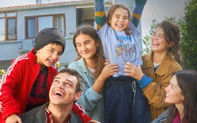 Serialul „Ai nimănui” vine la Kanal D în martie 2026: Povestea unor orfani abandonați Noul serial turcesc „Ai nimănui” va debuta pe micile ecrane pe 30 martie 2026, la Kanal D