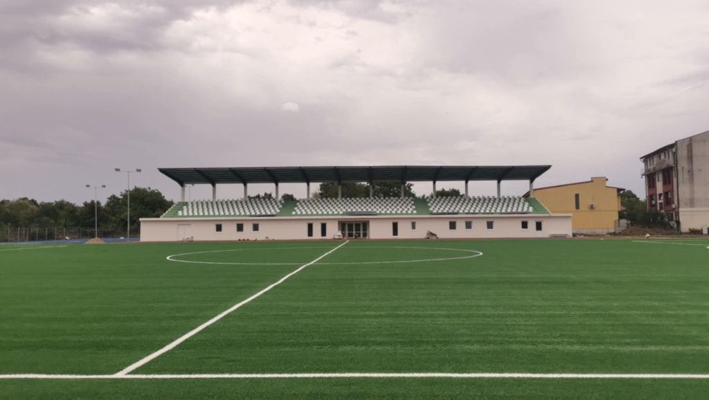 Premierul Bolojan și Agenția pentru Sport discută despre transferul bazelor sportive către autoritățile locale Premierul Ilie Bolojan s-a întâlnit cu președintele Agenției Naționale pentru Sport, Bogdan Matei, pentru a discuta despre implementarea ordonanței de urgență care vizează clarificarea administrării bazelor sportive și a taberelor pentru tineret aflate în proprietatea statului