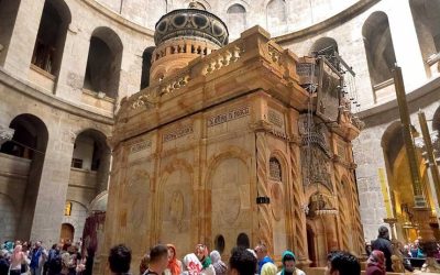 Premierul italian condamnă obstrucționarea patriarhului latin al Ierusalimului Premierul Italiei, Giorgia Meloni, a criticat duminică acțiunile poliției israeliene care l-au împiedicat pe Patriarhul latin al Ierusalimului să intre în Biserica Sfântului Mormânt pentru a celebra liturghia din Duminica Floriilor