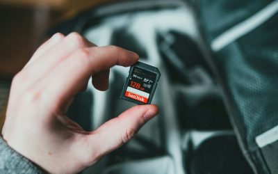 Sony suspendă vânzările de carduri de memorie din cauza crizei globale a cipurilor Criza globală a cipurilor continuă să afecteze industria tehnologică, cu repercusiuni majore, inclusiv asupra companiei japoneze Sony