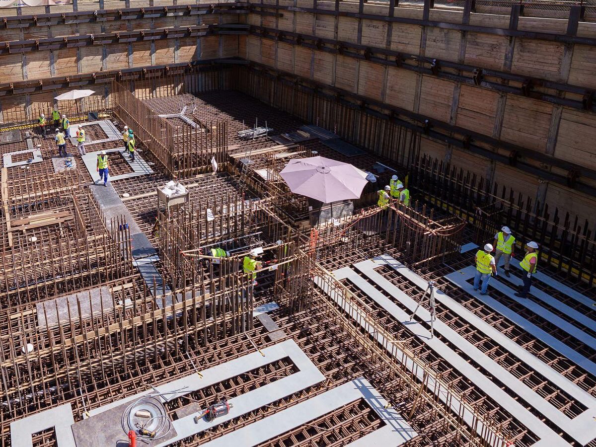 România, văzută ca un lider energetic în regiune de către SUA Bucureștiul ar putea juca un rol crucial în tranziția energetică a Europei de Est, conform declarațiilor ambasadorului Statelor Unite ale Americii la București, Darryl Nirenberg