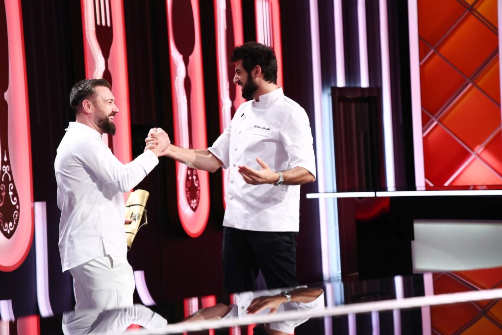 Alexandru Dodoaia, un executive sous chef din București, a primit primul cuțit de aur al sezonului 17, distincție oferită de Chef Richard Abou Zaki