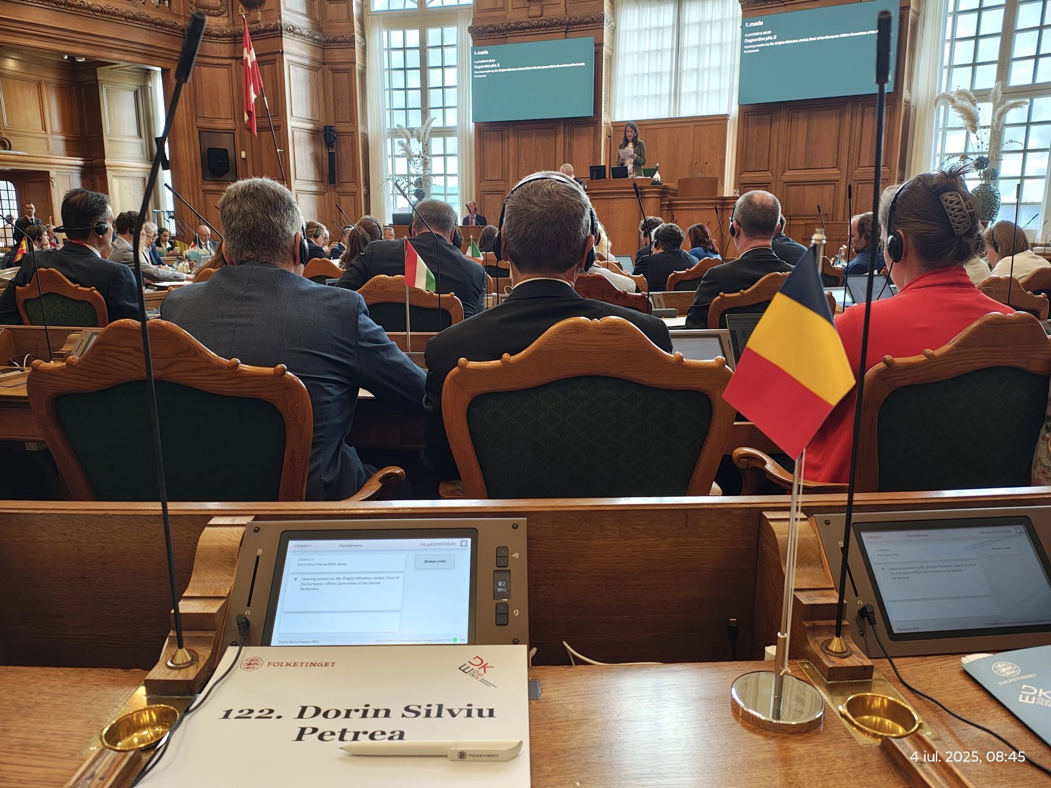 Partid suveranist potențial pe scena politică: Tribunalul București decide asupra înființării Partidului Pace – Întâi România Tribunalul București va decide, la finalul acestei luni, asupra înființării Partidului Pace – Întâi România