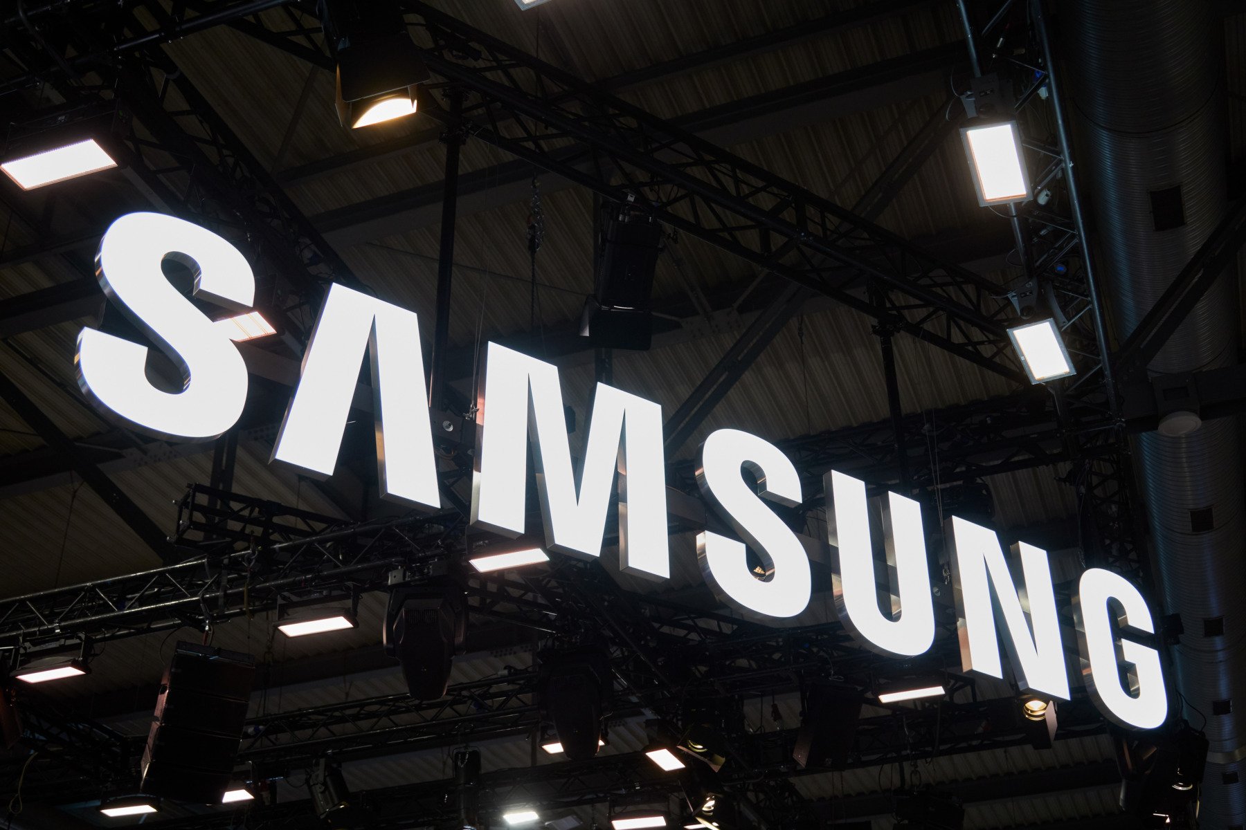 Record istoric de brevete înregistrate la nivel european, impulsionat de companiile asiatice Oficiul European de Brevete (OEB) a înregistrat un număr record de cereri de brevete în 2025, atingând cifra de 201.974