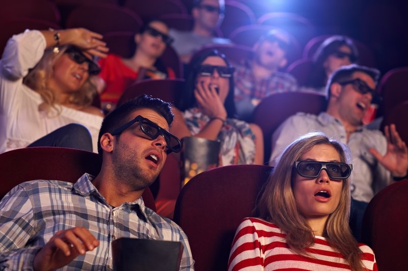 Participarea la cinema, în scădere în rândul americanilor Pe fondul apropierii ceremoniei premiilor Oscar, care celebrează excelența în cinematografie, un sondaj recent dezvăluie o realitate oarecum surprinzătoare despre frecventarea sălilor de cinema