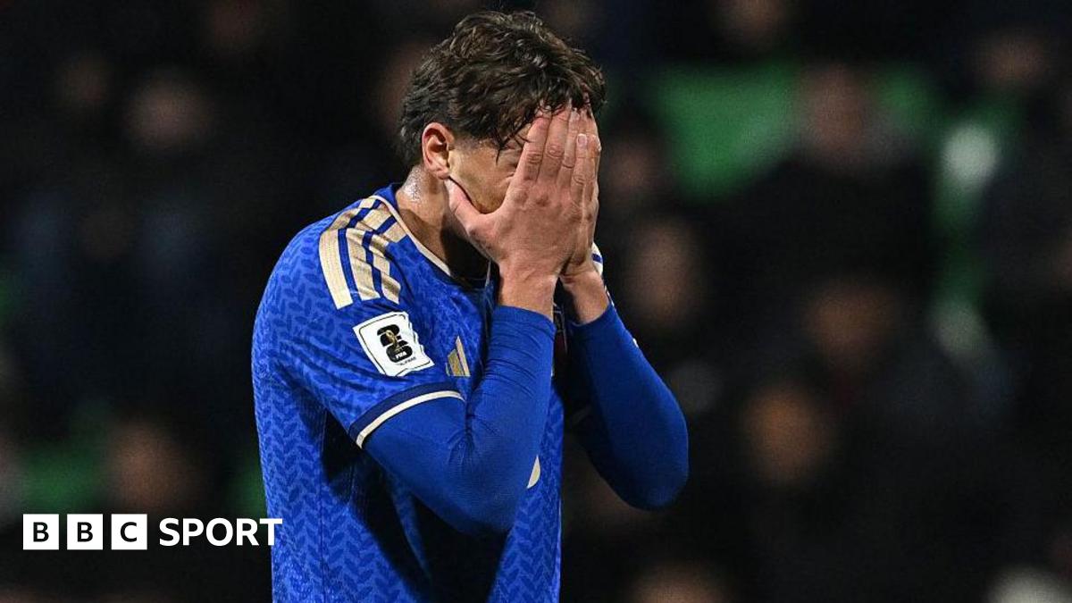 Decăderea fotbalului italian: De la glorie mondială la umbra trecutului Acum 20 de ani, Italia juca finala Campionatului Mondial cu o echipă pe care mulți o considerau cea mai mare din istoria fotbalului italian