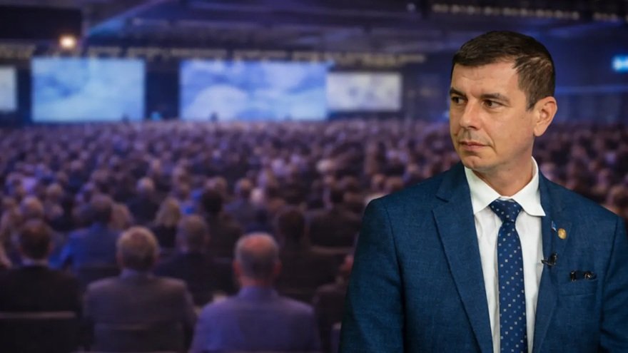 Sectorul avicol, un succes sub semnul întrebării Secretarul de stat în Ministerul Agriculturii, Emil Dumitru, a tras un semnal de alarmă cu privire la viitorul sectorului avicol din România