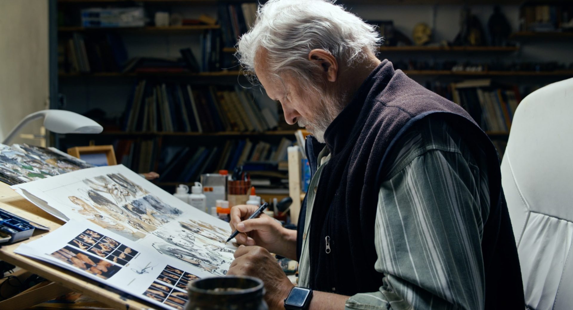 Un documentar profund despre viața și opera celebrului artist Grzegorz Rosiński Un nou documentar, intitulat „Eu, Rosiński”, explorează viața și cariera celebrului artist vizual Grzegorz Rosiński, oferind o perspectivă intimă asupra momentului în care un creator iconic reflectează asupra moștenirii sale