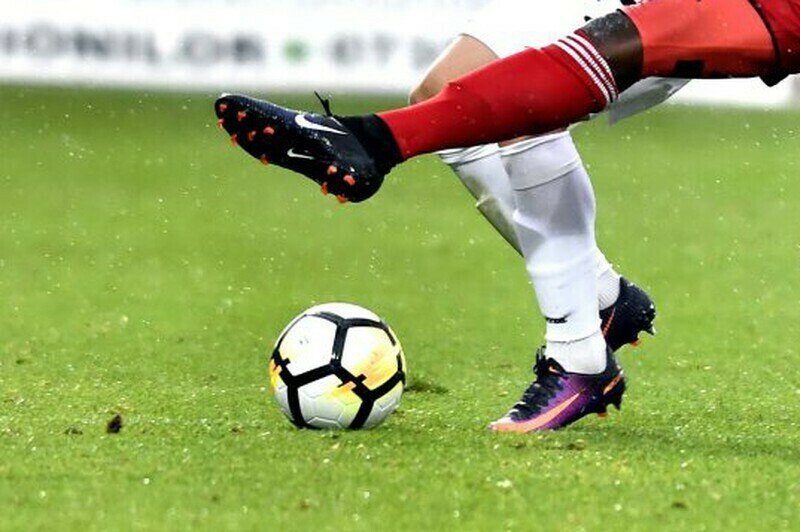 Comisia de Disciplină a FRF a dictat sancțiuni severe pentru mai multe echipe și jucători București, 26 martie 2026 – Comisia de Disciplină din cadrul Federației Române de Fotbal (FRF) s-a întrunit miercuri, 25 martie, pentru a analiza diverse incidente și cereri