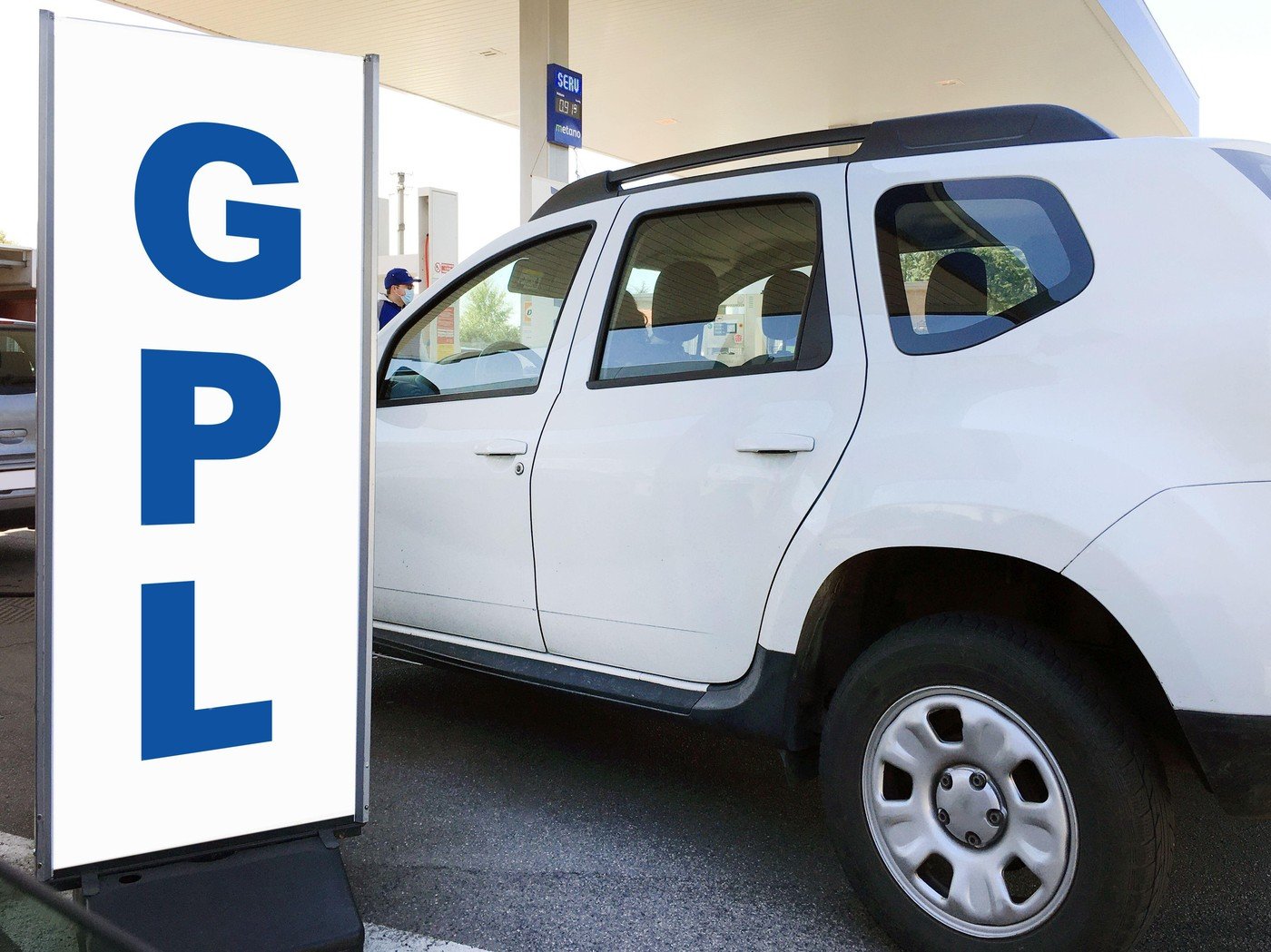 GPL versus benzină: Cât economisești la buzunar când prețul carburanților crește Scumpirea combustibililor pune presiune pe bugetul șoferilor