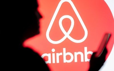 Airbnb intră pe piața transportului privat, extinzându-și oferta de servicii Platforma de închirieri pe termen scurt Airbnb face un pas important în transformarea sa într-un ecosistem complet de servicii pentru călători