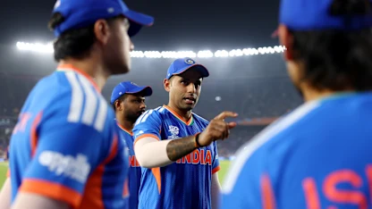 India Demolează Noua Zeelandă, Samson Strălucește cu 89 de Puncte Spectaculoase Ahmedabad, India – Echipa de cricket a Indiei a zdrobit Noua Zeelandă într-un meci incendiar, marcând un scor impresionant și oferind un spectacol memorabil pentru fani