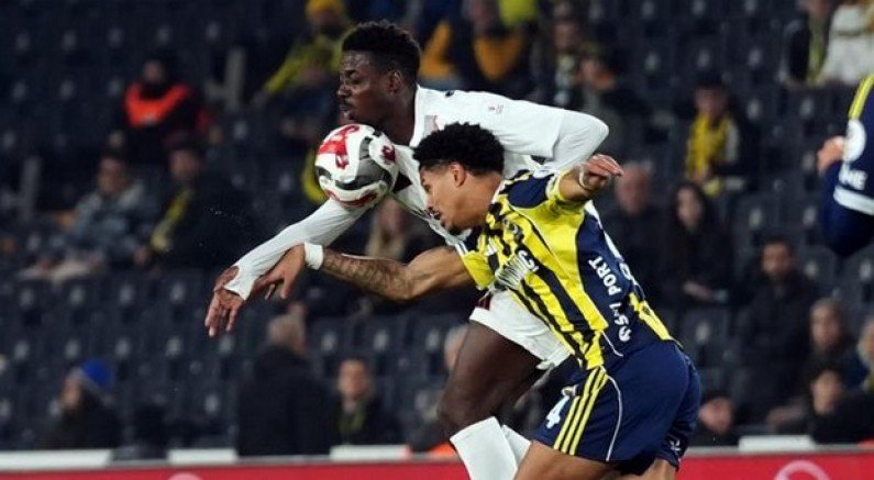 Fener învinge după 45 de minute grele: 1-0 cu nene!