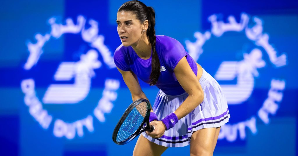 Sorana Cîrstea, învinsă de Coco Gauff la Miami: Un meci strâns și aprecieri pentru româncă Aventura Soranei Cîrstea la Miami Open s-a încheiat în optimi, după un meci disputat cu favorita gazdelor, Coco Gauff