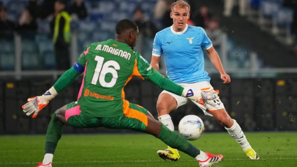 Isaksen trage lazio în sus: Milan, învins pe olimpico