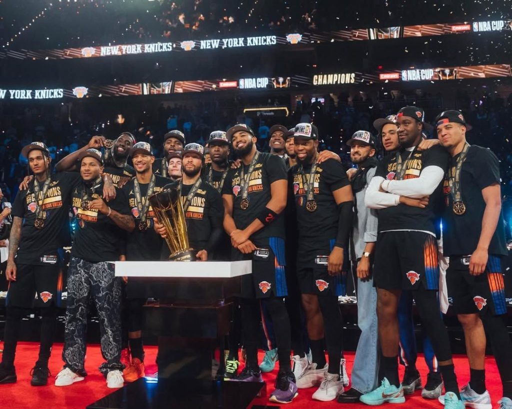 Duel de gală în NBA: New York Knicks întâlnește Los Angeles Lakers într-un meci televizat la nivel național Scena NBA se mută la Crypto.com Arena duminică, 8 martie, ora 22:30 (ora României), pentru un meci așteptat cu sufletul la gură: New York Knicks împotriva Los Angeles Lakers